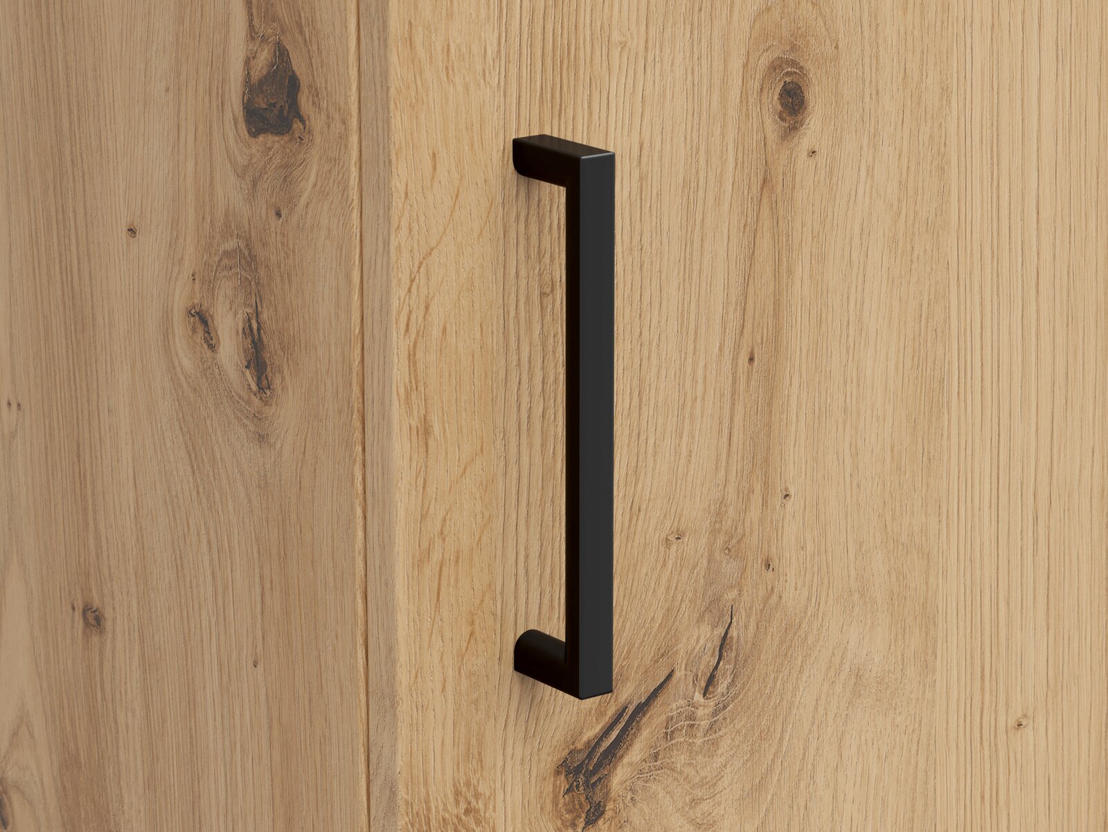 Nahaufnahme eines Holzschranks mit schwarzem Griff, seitliche Perspektive