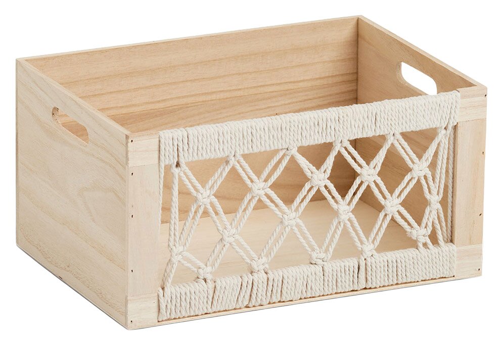 Holz-Aufbewahrungskiste mit seitlichen Griffen und dekorativem Seilgeflecht an der Vorderseite, perspektivisch von vorne links fotografiert.