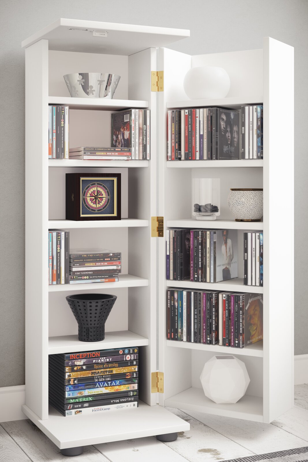 VCM CD/DVD Regal ENGALO Offener, weißer Schrank mit zwei Türen und mehreren Regalböden, gefüllt mit CDs, DVDs und Deko; Frontansicht leicht schräg von rechts.