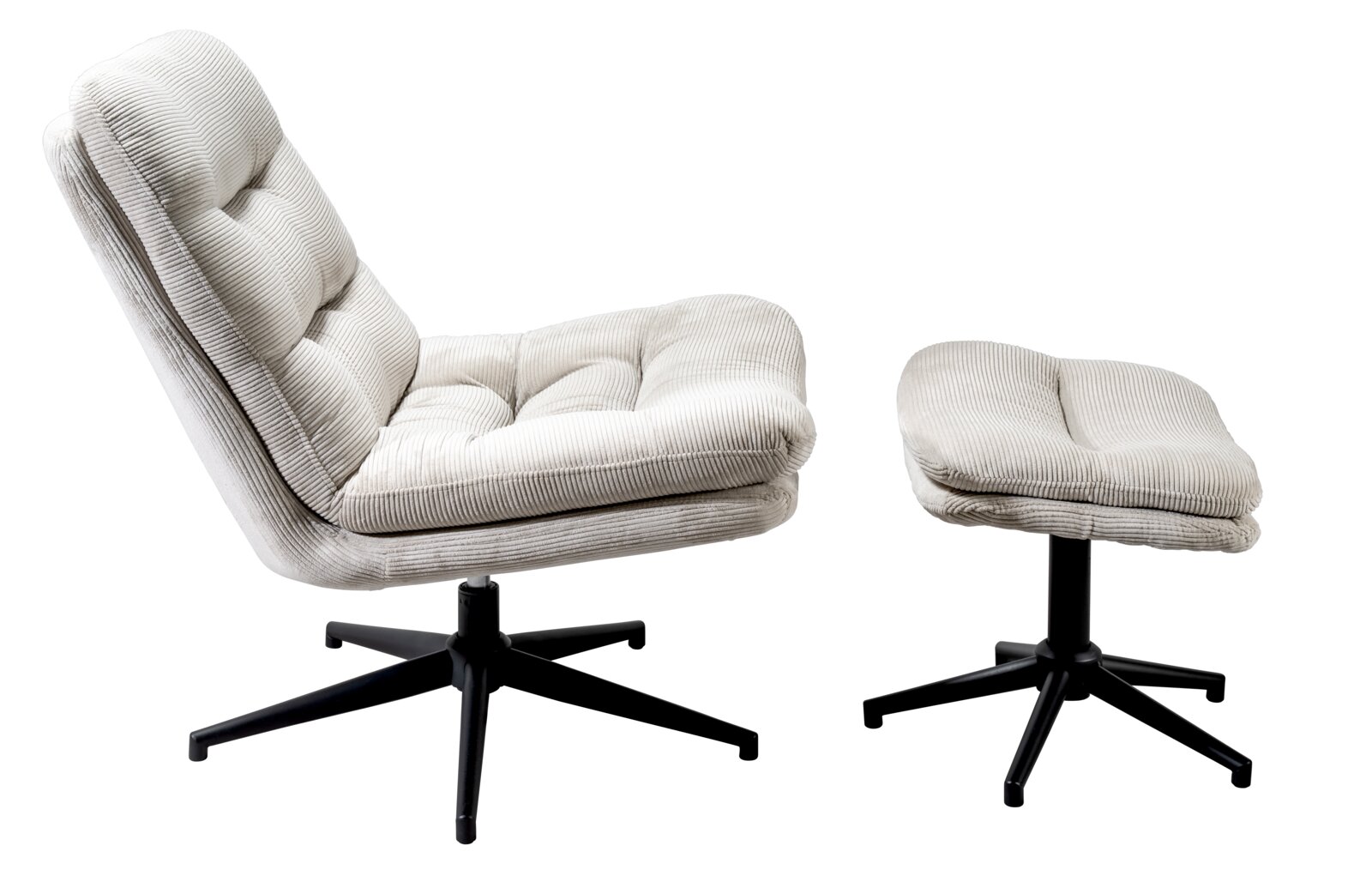Cantus Fauteuil met voetenbank SANDY Zijaanzicht van een draaibare fauteuil met bijpassende voetenbank, beide met een gestoffeerde, doorgestikte bekleding en een zwart metalen onderstel.