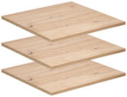 Dreier-Set von breiten Einlegeböden aus Holz in einer schrägen Perspektive gestapelt