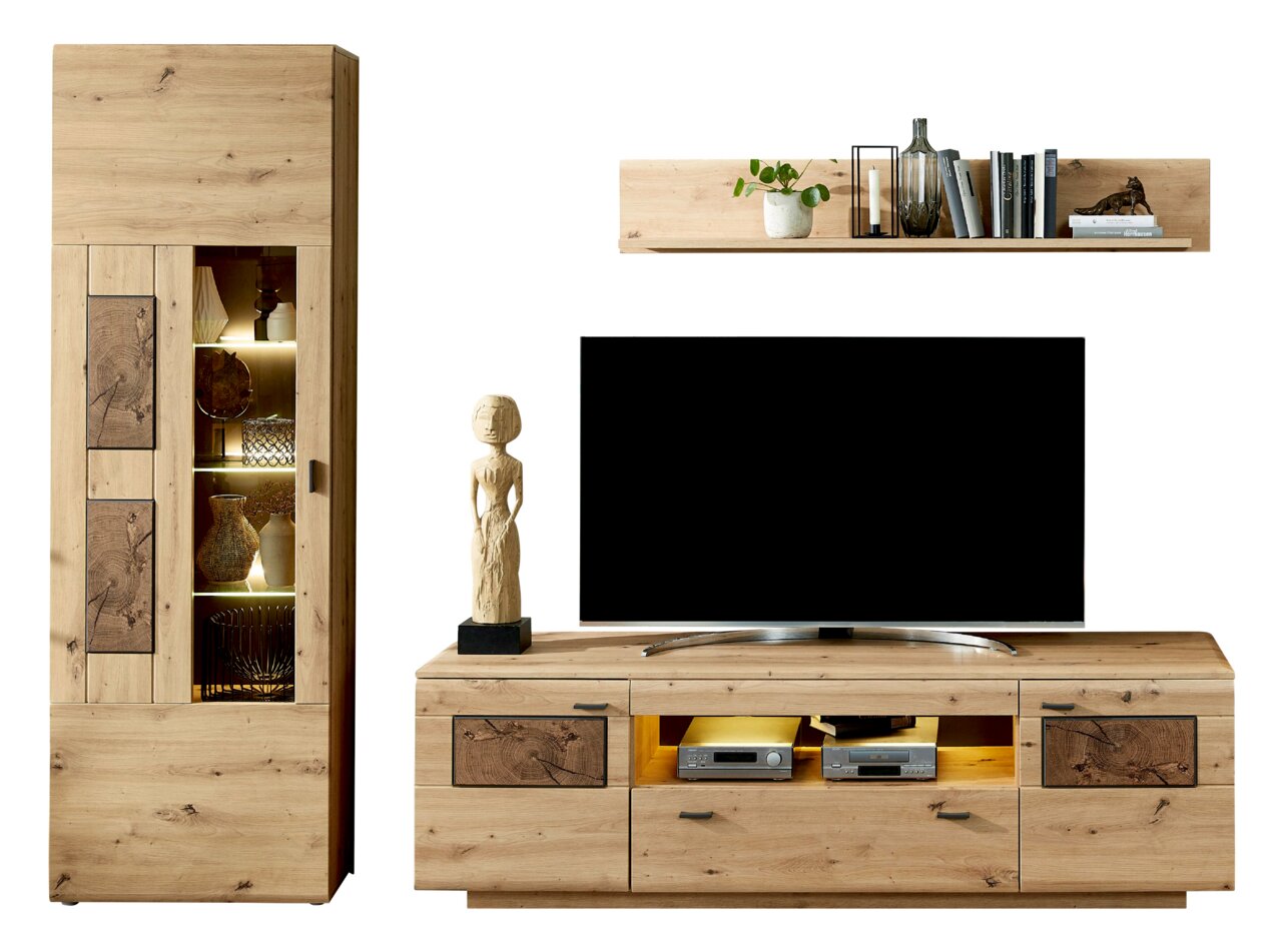 Livetastic Wandkombination MADERA II Wandkombination aus Holz in Frontansicht mit Vitrine, TV-Schrank und Wandregal, dekoriert mit Büchern, Pflanzen und Skulpturen.