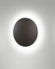 Runde LED-Außenwandleuchte in dunklem Design, frontal abgebildet mit leuchtendem Hintergrund.