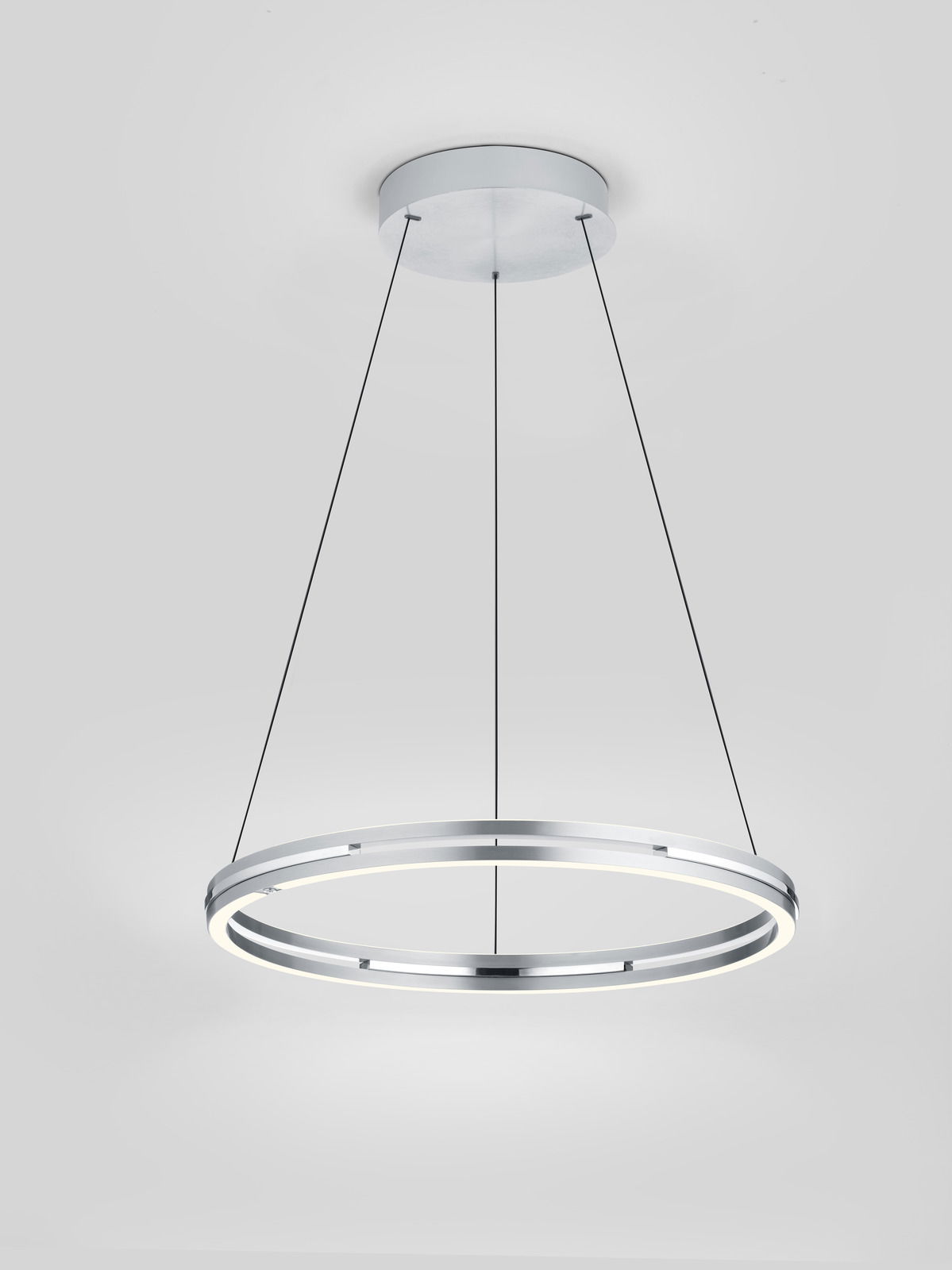Elements by Bankamp LED-Pendelleuchte ELEMENTS Moderne LED-Pendelleuchte in Ringform, von unten betrachtet, mit schlankem, silbernem Design und gleichmäßiger Lichtverteilung.