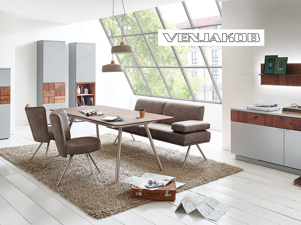Modernes Esszimmer mit stilvollen Möbeln von Venjakob.