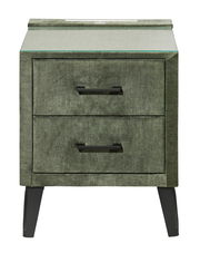 Grüne Nachtkonsole mit zwei Schubladen und schwarzen Griffen, frontale Ansicht