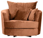 Gemütlicher brauner Sessel mit zwei Kissen, Vorderansicht