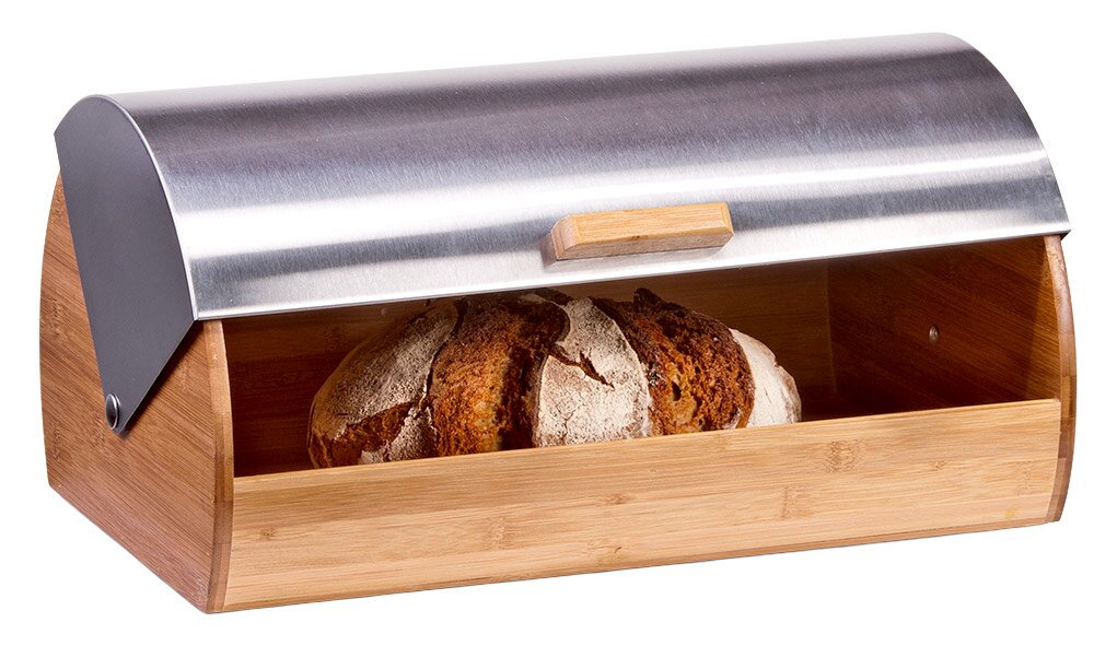 Moderner Brotkasten aus Holz und Edelstahl mit geöffnetem Deckel, gefüllt mit frischem Brot, seitliche Perspektive.