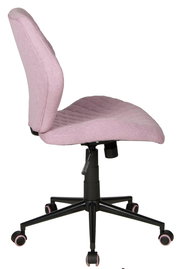 Seitenansicht eines rosa Drehstuhls mit schwarzem Gestell und Rollen.