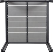 Gartentisch 80x80 aus Metall mit horizontalen Streben, seitliche Perspektive