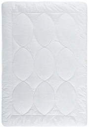 Ganzjahresbettdecke 135x200 cm in Draufsicht mit ovalem Steppmuster, Bio-Vio Material, geeignet für alle Jahreszeiten.