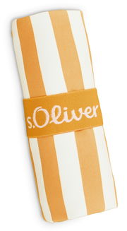 Gestreiftes Sporttuch in Orange und Weiß, zusammengerollt mit s.Oliver Band, Ansicht von oben