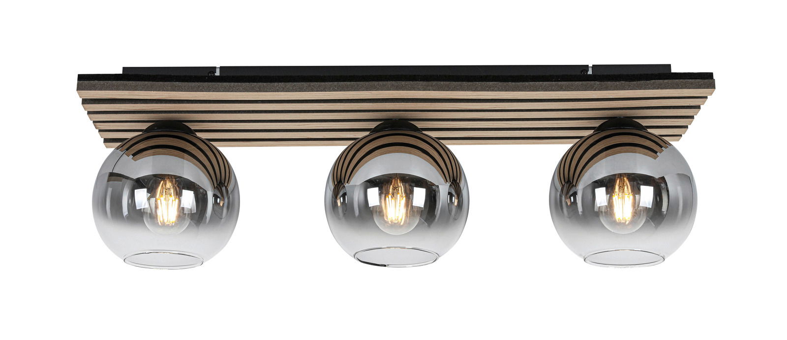 Moderne Deckenleuchte mit drei kugelförmigen, verchromten Lampenschirmen, von unten betrachtet.