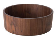 Große, runde Schale aus Walnussholz mit glatter Oberfläche, seitliche Perspektive