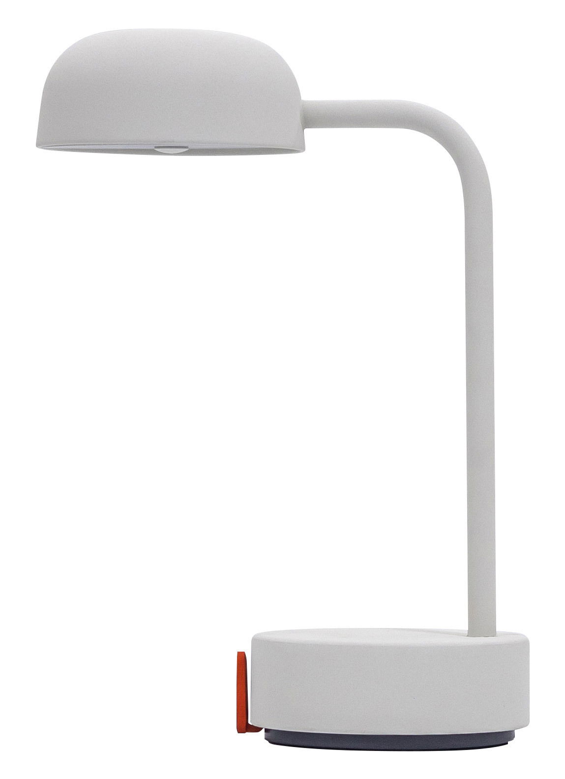 Moderne Tischlampe in mattem Weiß mit rundem Lampenschirm und rotem Schalter, seitliche Perspektive