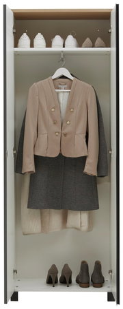 Offener Dielenschrank mit Kleidung und Schuhen, Frontalansicht