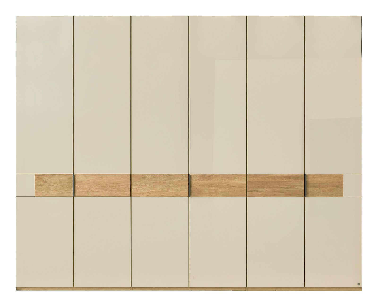 Moderner Kleiderschrank mit cremefarbenen Türen und einem horizontalen Holzelement in der Mitte, Frontalansicht.
