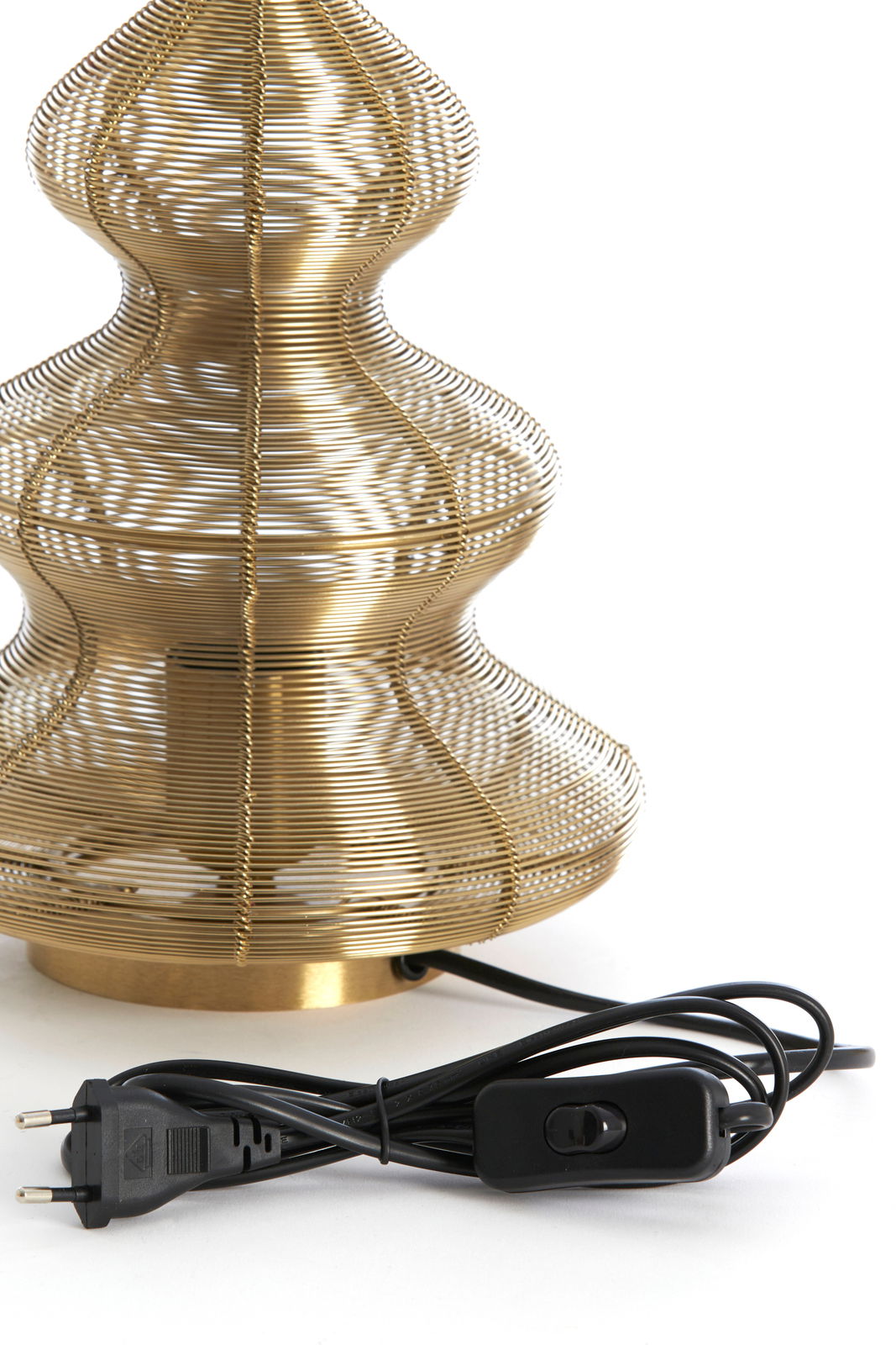 Goldene Tischleuchte mit elegantem, geschwungenem Drahtdesign und schwarzem Kabel, seitliche Perspektive