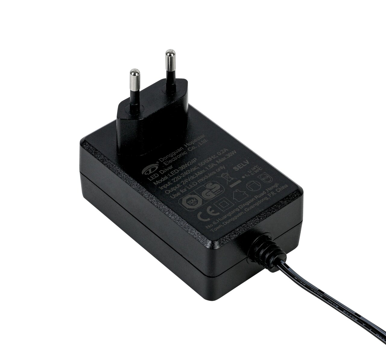 Schwarzes Netzteil mit europäischem Stecker, seitliche Perspektive