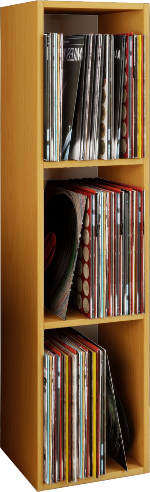 Schmales Holz-Regal zur Aufbewahrung von Schallplatten/Vinyls, gefüllt mit LPs in drei Fächern, frontal leicht seitliche Perspektive