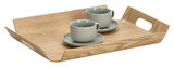 Holz-Serviertablett mit zwei grauen Tassen und Untertassen, seitliche Perspektive