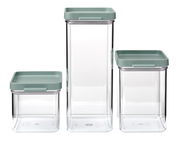 Dreiteiliges Vorratsdosen-Set mit transparenten Behältern und grünen Deckeln, frontal abgebildet.