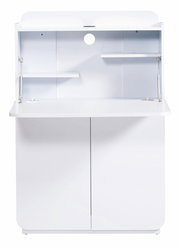 Weißer Sekretär mit geöffnetem Fach und Regalböden, Frontalansicht