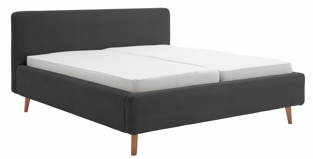 Polsterbettgestell in dunklem Stoff mit Holzfüßen, seitliche Perspektive