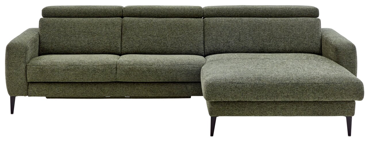 Grünes Longchair-Sofa mit drei Sitzplätzen und einer verlängerten Liegefläche auf der rechten Seite, frontal betrachtet.