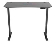 Moderner E-Gaming Tisch in schwarzer Farbe, frontal abgebildet mit ergonomischem Design und stabilen Beinen.