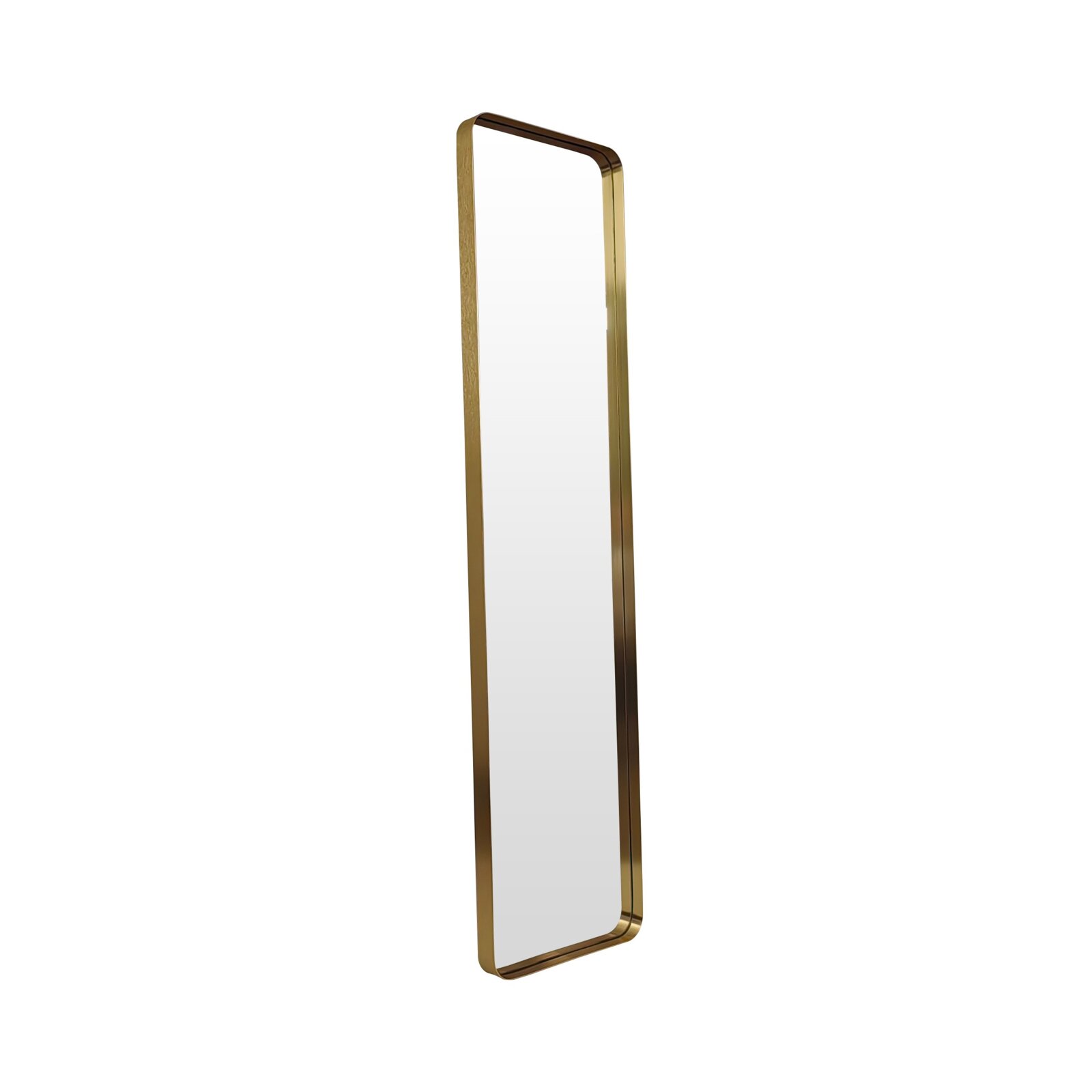 Langwerpige rechthoekige wandspiegel met smal goudkleurig metalen frame, frontaal aanzicht op witte achtergrond