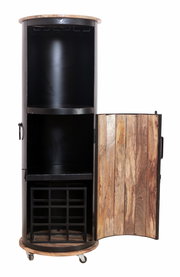 Runder Barschrank aus Holz und Metall mit geöffneter Tür, auf Rollen, frontal betrachtet.