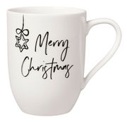 Weiße Tasse mit der Aufschrift 'Merry Christmas' und einem Sternmotiv, seitliche Perspektive