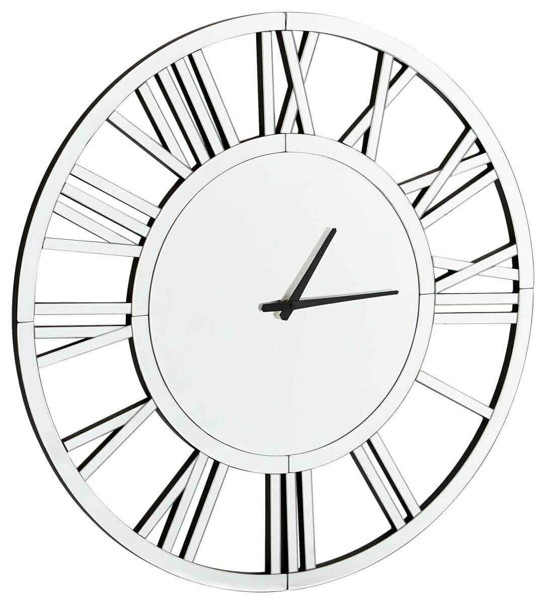 Moderne Wanduhr mit römischen Ziffern und silbernem Rahmen, seitliche Perspektive