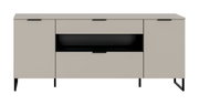 Modernes Sideboard in Beige mit schwarzen Griffen und Metallfüßen, mittigem offenem Fach und Schublade, Frontansicht.