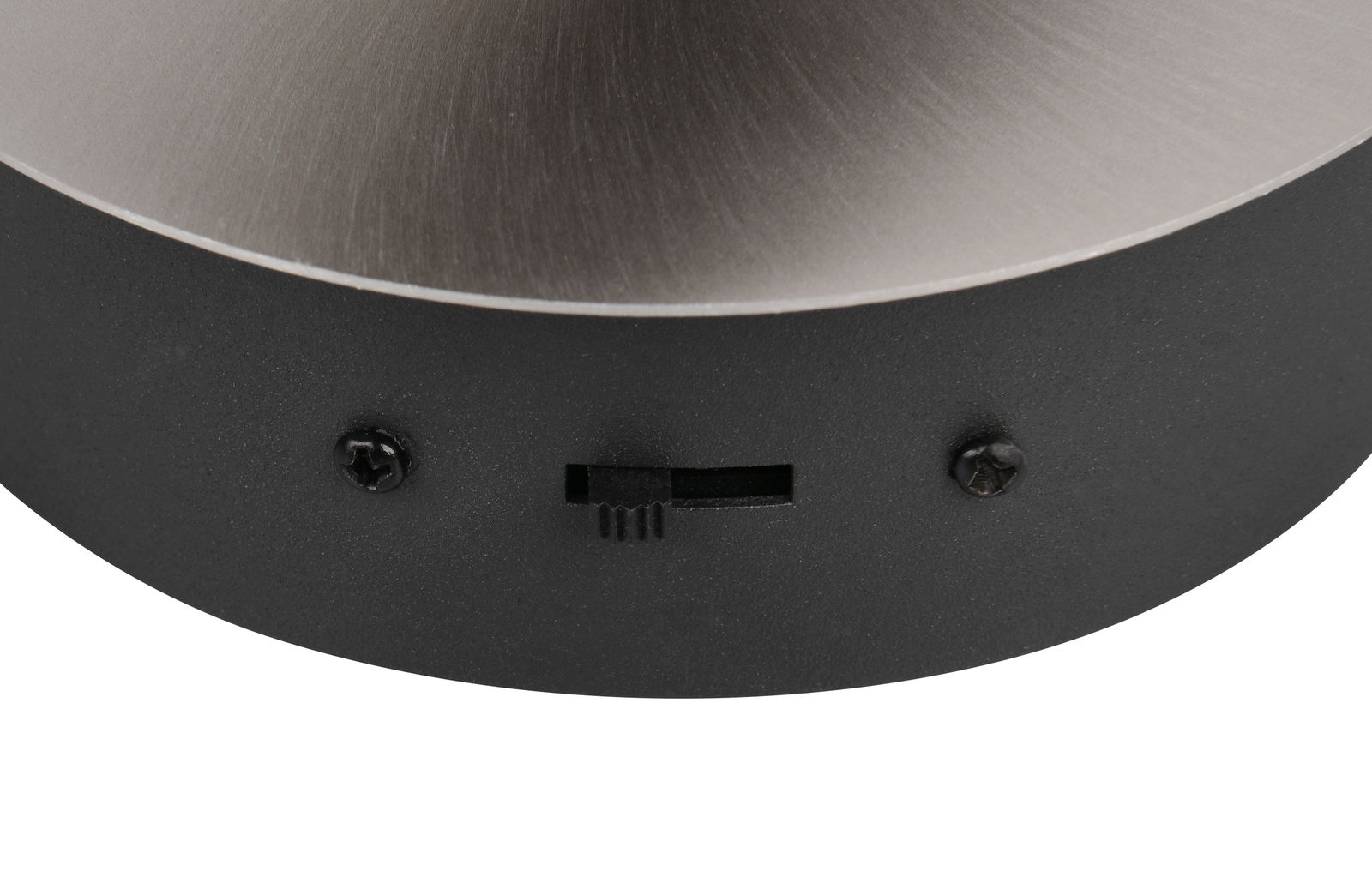 Nahaufnahme der Wandleuchte ORBIT mit schwarzem Gehäuse und silberner Oberfläche, seitliche Perspektive.