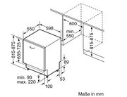 Technische Zeichnung eines Einbaugeschirrspülers mit den Maßen 598 mm Breite, 550 mm Tiefe und einer variablen Höhe von 815 bis 875 mm. Perspektive von schräg vorne.