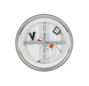 Runde LED-Deckenleuchte von oben mit sichtbarer Verkabelung und Metallhalterung.