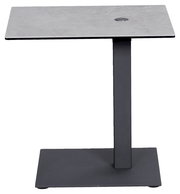 Moderner Beistelltisch mit rechteckiger grauer Tischplatte und schwarzem Metallgestell, seitliche Perspektive