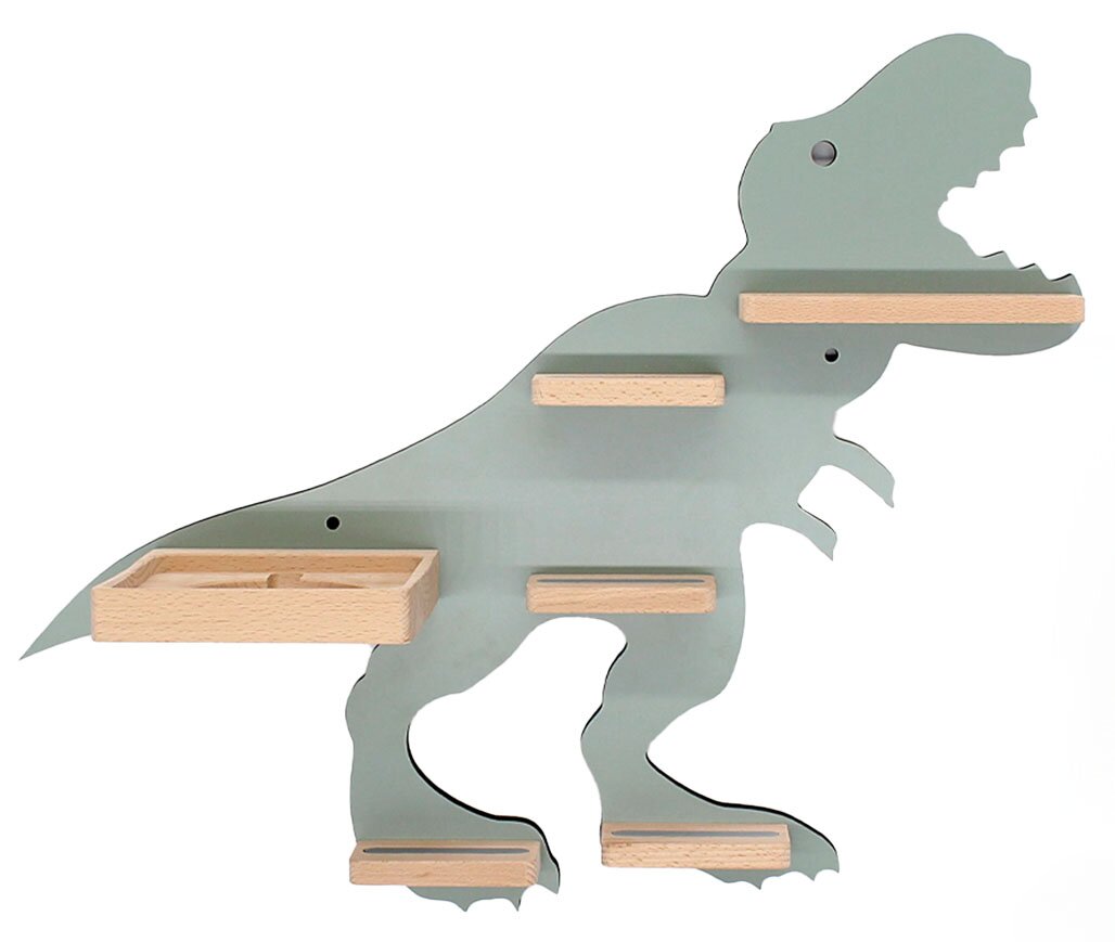 Dinosaurierförmiges Wandregal in Salbeigrün mit mehreren hellen Holzablagen und kleiner Holzbox, freigestellt vor weißem Hintergrund, Ansicht von vorne/seitlich (Profil).