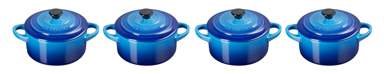 Vierer-Set Mini Cocotte in Azure-Blau, von schräg oben fotografiert.