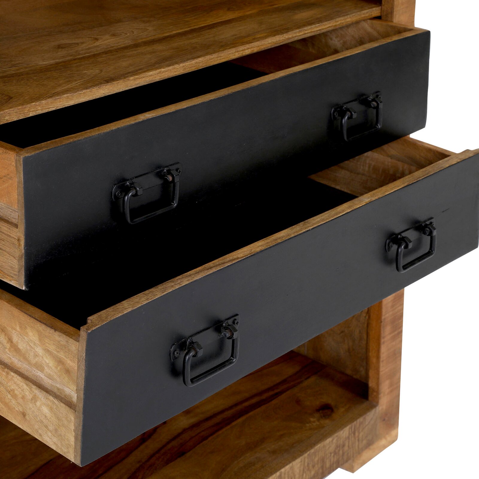 Landscape Regal BARNEY Nahaufnahme von zwei offenen Schubladen eines Regals aus Holz mit schwarzen Fronten und Griffen, seitliche Perspektive.