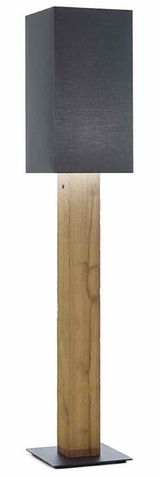 Große Stehleuchte mit rechteckigem, schwarzem Lampenschirm und einem Holzfuß, seitliche Perspektive