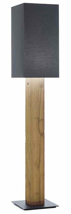 Große Stehleuchte mit rechteckigem, schwarzem Lampenschirm und einem Holzfuß, seitliche Perspektive