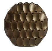 Goldene Vase mit geometrischem Muster, frontale Ansicht