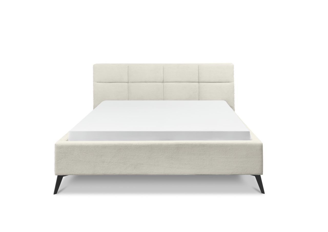 Frontale Ansicht eines modernen Polsterbetts mit hellem Stoffbezug und schwarzen Beinen.