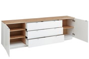 TV-Sideboard mit weißem Korpus und Holzoberfläche, offene Schubladen und Türen, seitliche Perspektive