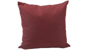 Rotes Dekokissen mit geometrischem Muster, Frontalansicht