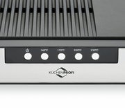 Nahaufnahme eines Tischgrills mit Temperaturregler und KüCHENPROFI-Logo, Vorderansicht