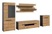 Modernes Wohnzimmermöbel-Set in Eiche-Optik mit anthrazitfarbenen Seiten, bestehend aus Vitrine mit Glastür, TV-Lowboard, Kommode und Wandboard mit zwei Ablagen, gezeigt in frontaler Ansicht mit leichter Schrägperspektive